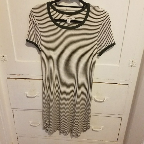 Hunter green & cream striped t shirt dress - Picture 1 of 4